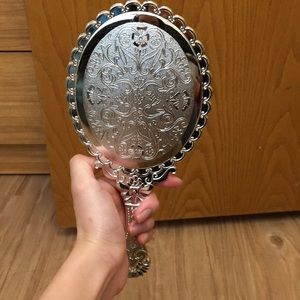 Free makeup mirror with any purchase